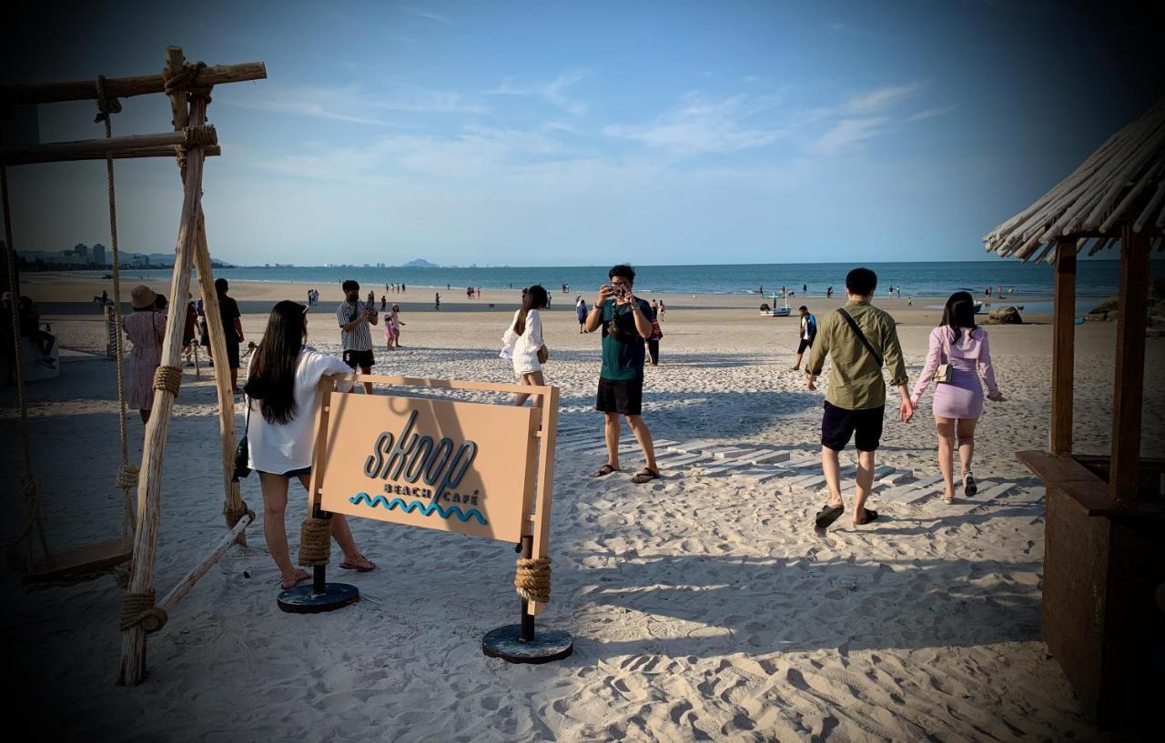 Hua Hin VERANDA BEACHFRONT Living Bagian luar foto