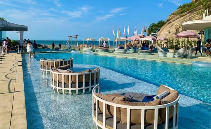 Hua Hin VERANDA BEACHFRONT Living Bagian luar foto